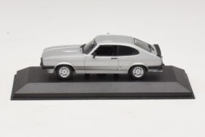 Ford Capri RS Mk1 Ezüst Minichamps 1:43 430085804 Fém