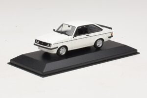 Ford Escort Mk1 TC Fehér Minichamps 1:43 400081070 Fém – 2. kép a 4-ből