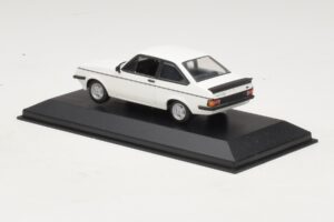 Ford Escort Mk1 TC Fehér Minichamps 1:43 400081070 Fém – 3. kép a 4-ből