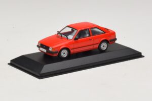 Ford Escort Mk3 3 Ajtós Piros Minichamps 1:43 400085000 Fém – 2. kép a 4-ből