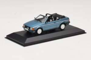 Ford Escort Mk3 Kabrió Kék Metál Minichamps 1:43 400085030 Fém – 2. kép a 4-ből