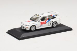 Ford Escort RS Cosworth Wolf Racing #6 Uetrecht DTT 1994 Minichamps 1:43 430948206 Fém – 2. kép a 4-ből