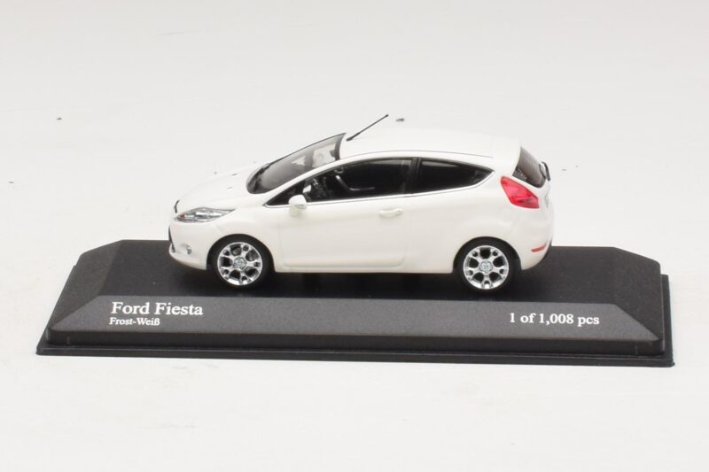 Ford Fiesta Mk6 Fehér Minichamps 1:43 400088002 Fém
