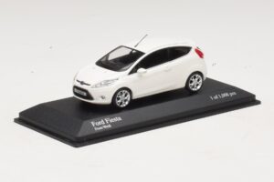 Ford Fiesta Mk6 Fehér Minichamps 1:43 400088002 Fém – 2. kép a 4-ből