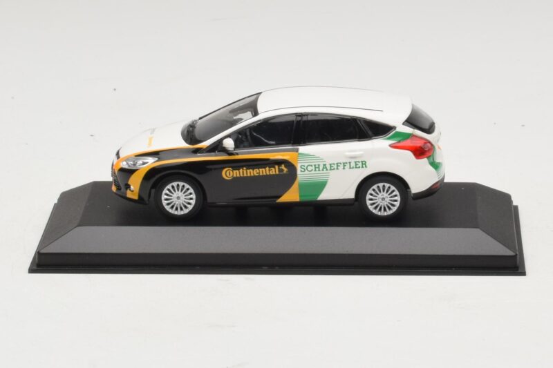 Ford Focus Benzines Technológiai Autó Continental Schaeffler Csere Doboz Minichamps 1:43 AB65A-R1 Fém
