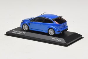 Ford Focus RS Mk2 Kék Metál Minichamps 1:43 400088101 Fém – 3. kép a 4-ből