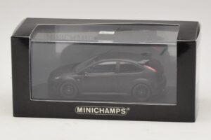 Ford Focus RS500 Mk2 Matte Black Minichamps 1:43 400088104 Fém – 3. kép a 3-ből
