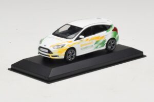 Ford Focus Technológiai Autó GTC Continental Schaeffler Minichamps 1:43 SCHAEFFLER001 Fém – 2. kép a 4-ből