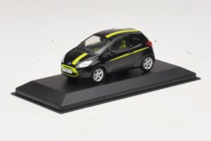 Ford Ka Mk2 Fekete Sárga Minichamps 1:43 400088200 Fém – 3. kép a 5-ből