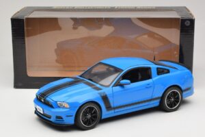 Ford Mustang Boss 302 S197 Kék Shelby Collectibles 1:18 25414S Fém – 8. kép a 8-ből