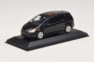 Ford S-Max Fekete Metál Minichamps 1:43 400085400 Fém – 2. kép a 4-ből