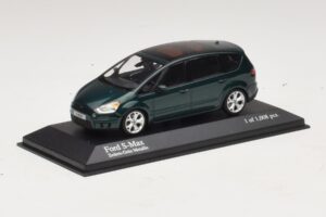 Ford S-Max Zöld Metál Minichamps 1:43 400085401 Fém