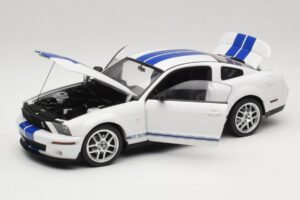 Ford Shelby Cobra GT500 Concept Fehér Kék Csíkkal AUTOart 1:18 73052 Fém – 2. kép a 8-ből