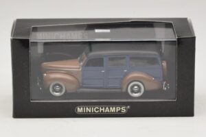 Ford V8 De Luxe Woody Station Wagon Barna Kék Minichamps 1:43 400082112 Fém – 4. kép a 4-ből
