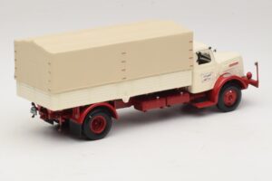 Henschel HS 140 Platós Teherautó Fehér Piros Minichamps 1:43 439171020 Fém – 2. kép a 6-ből