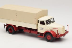 Henschel HS 140 Platós Teherautó Fehér Piros Minichamps 1:43 439171020 Fém – 4. kép a 6-ből