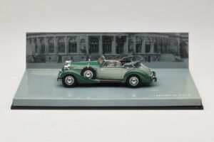 Horch 853 Cabriolet Zöld Minichamps 1:43 436012034 Fém