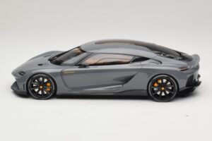 Koenigsegg Gemera Szürke GT Spirit 1:18 GT374 Gyanta – 3. kép a 5-ből
