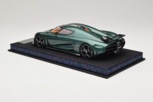 Koenigsegg Regera Zöld Tónusos Karbon FrontiArt 1:18 AS010-110 Gyanta – 4. kép a 7-ből