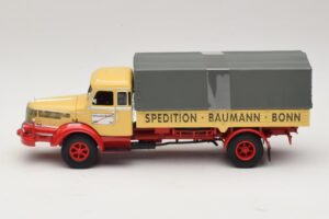 Krupp Titan Platós Teherautó Baumann Bonn Minichamps 1:43 439069025 Fém – 3. kép a 6-ből