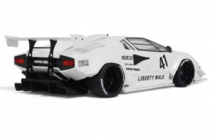 Lamborghini Countach LB-Works Fehér GT Spirit 1:18 Z356-WH Gyanta – 2. kép a 5-ből