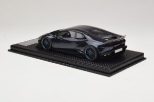 Lamborghini Huracan Liberty Walk Chameleon Blue GS Model 1:18 REMC045 Gyanta – 5. kép a 7-ből