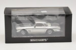 Maserati 5000 GT Allemano Ezüst Minichamps 1:43 437123324 Fém – 4. kép a 4-ből