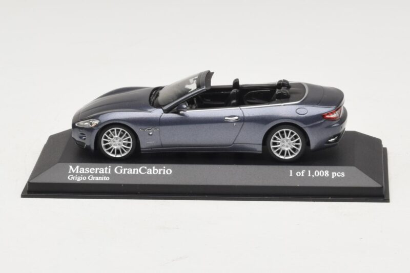 Maserati GranCabrio Metál Szürke Minichamps 1:43 Maserati GranCabrio Metál Szürke Minichamps 1:43 400123931 Fém