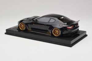Maserati GranTurismo Liberty Walk Fekete Arany Felnikkel AB Models 1:18 MAS-LB08-C Gyanta – 5. kép a 7-ből