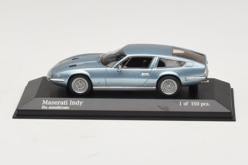 Maserati Indy Blue Metallic Minichamps 1:43 437123122 Fém