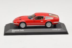 Maserati Indy Piros Minichamps 1:43 437123120 Fém