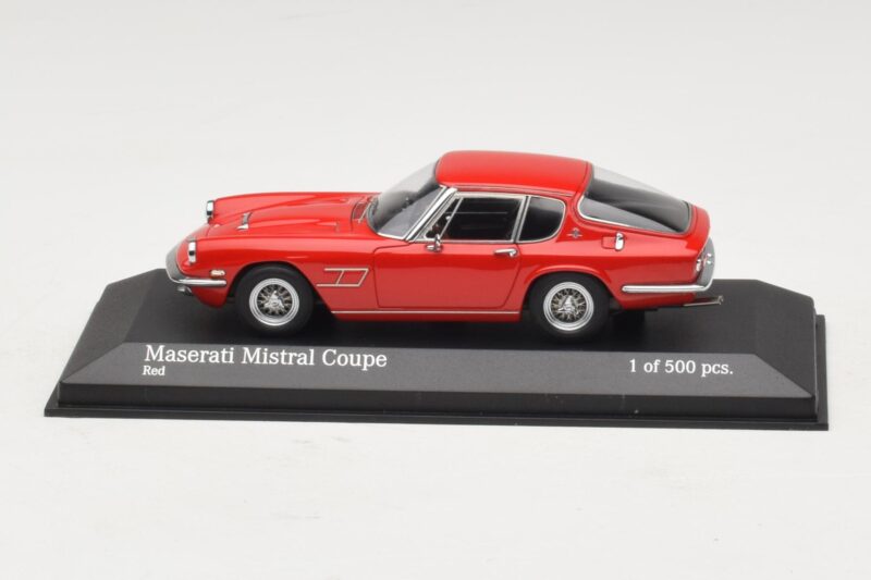 Maserati Mistral Piros Minichamps 1:43 Maserati Mistral Piros Minichamps 1:43 437123424 Fém