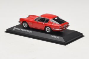 Maserati Mistral Piros Minichamps 1:43 437123424 Fém – 3. kép a 4-ből