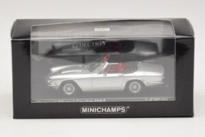 Maserati Mistral Spyder Ezüst Minichamps 1:43 437123431 Fém – 4. kép a 4-ből