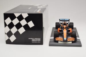 McLaren MCL36 #3 D. Ricciardo Bahrain GP 2022 Minichamps 1:18 537221803 Fém – 3. kép a 7-ből