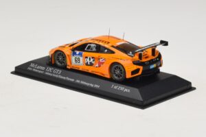 McLaren MP4-12C GT3 #69 Dorr Motorsport Adams / S. Asch 24 Hours of Nurburgring 2014 Minichamps 1:43 437141369 Fém – 3. kép a 4-ből