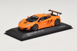 McLaren MP4-12C GT3 Street Narancssárga Minichamps 1:43 437121399 Fém – 2. kép a 4-ből
