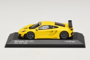 McLaren MP4-12C GT3 Street Sárga Minichamps 1:43 437121396 Fém