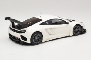 McLaren MP4-12C GT3 Fehér 2013 Minichamps 1:18 151121394 Fém – 2. kép a 6-ből