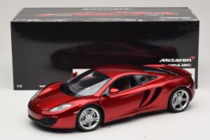 McLaren MP4-12C Piros Metál Minichamps 1:18 110133022 Fém – 8. kép a 8-ből