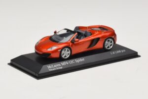 McLaren MP4-12C Spider Narancssárga Metál Minichamps 1:43 530133030 Fém – 2. kép a 4-ből