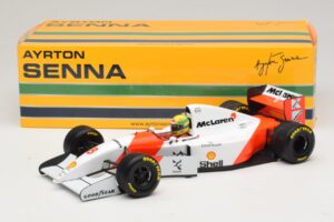 McLaren MP4/8 Ford #8 A. Senna Winner European GP 1993 Minichamps 1:18 540931818 Fém – 2. kép a 7-ből