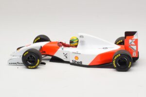 McLaren MP4/8 Ford #8 A. Senna Winner Japanese GP 1993 Minichamps 1:18 540931878 Fém – 4. kép a 7-ből