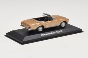 Mercedes 230 SL W113 Arany Metál Maxichamps 1:43 940032230 Fém – 2. kép a 4-ből