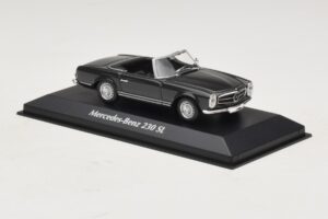 Mercedes 230 SL W113 Szürke Maxichamps 1:43 94003231 Fém – 3. kép a 4-ből