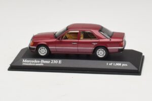 Mercedes 230E W124 Piros Metál Minichamps 1:43 400037001 Fém