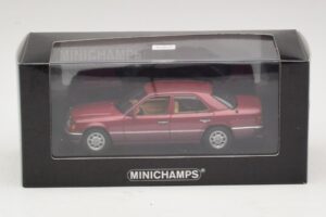 Mercedes 230E W124 Piros Metál Minichamps 1:43 400037001 Fém – 4. kép a 4-ből