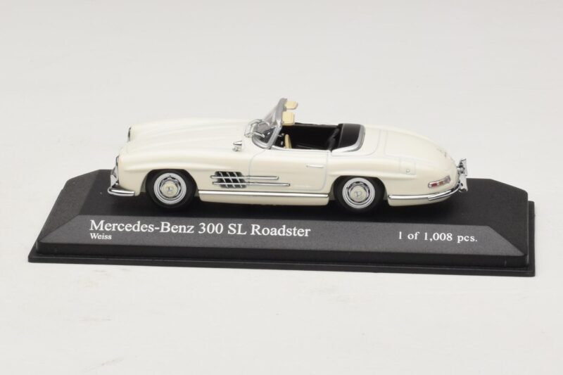 Mercedes 300 SL W198 Roadster Fehér Minichamps 1:43 Mercedes 300 SL W198 Roadster Fehér Minichamps 1:43 400039034 Fém