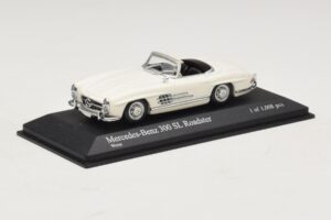 Mercedes 300 SL W198 Roadster Fehér Minichamps 1:43 400039034 Fém – 2. kép a 4-ből