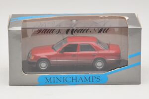 Mercedes 300D W124 Turbo Piros Minichamps 1:43 3210 Fém – 4. kép a 4-ből